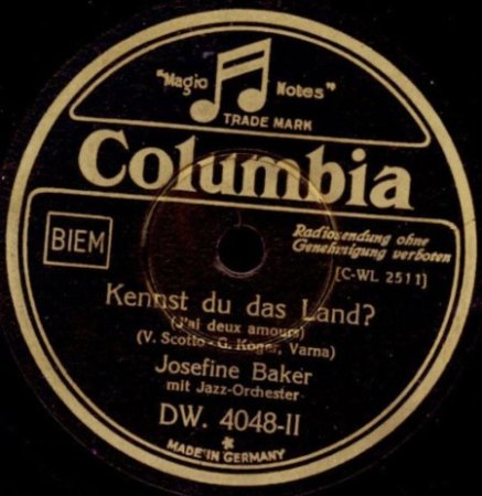 JOSEPHINE BAKER
