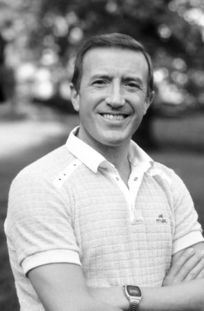 ROY CASTLE