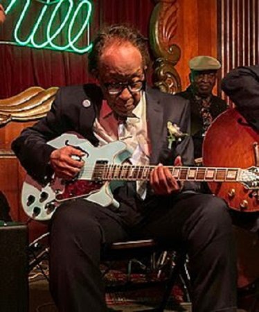 GEORGE FREEMAN  (1927 - 2025)