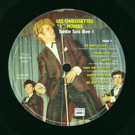 LES CHAUSSETTES NOIRES