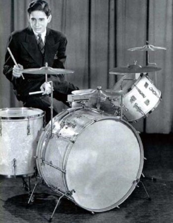 SHELLY MANNE