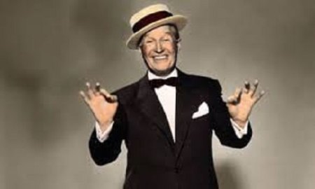 MAURICE CHEVALIER