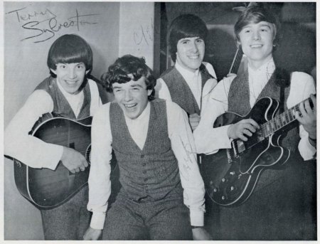 ESCORTS  (from Liverpool)