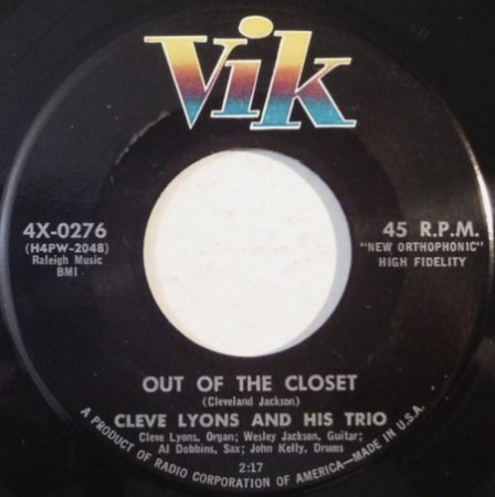 CLEVE LYONS AND HIS TRIO