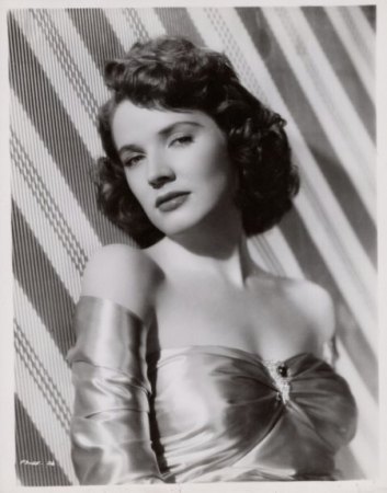 POLLY BERGEN