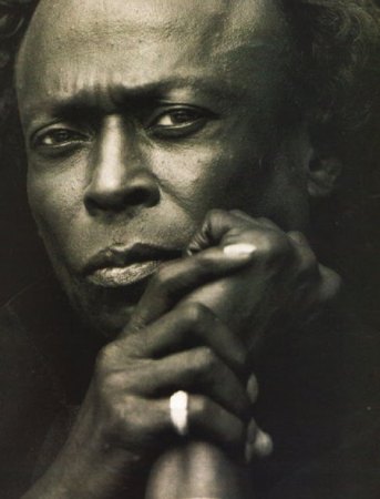 MILES DAVIS