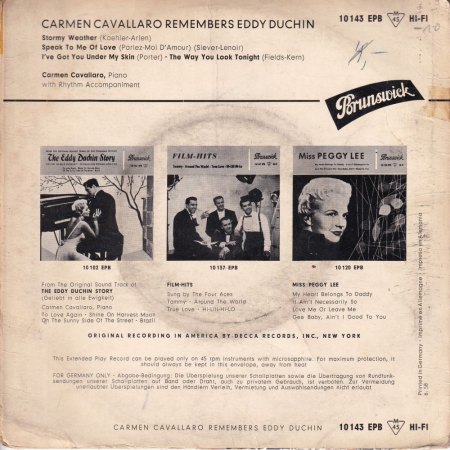 CARMEN CAVALLARO