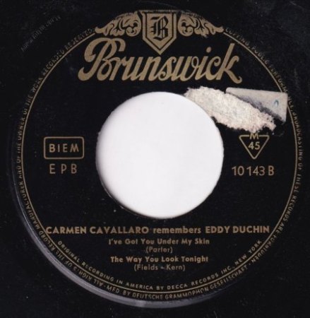 CARMEN CAVALLARO