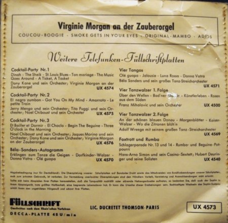 VIRGINIE MORGAN mit ihrer Zauberorgel