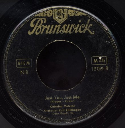 Valente, Caterina  (12)_Bildgröße ändern.jpg