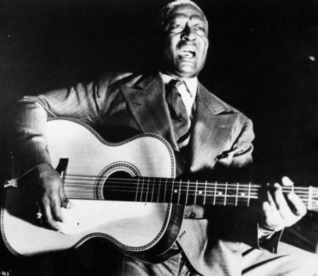 Leadbelly02.jpg