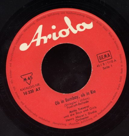 Traversi, Anita _Bildgröße ändern.jpg