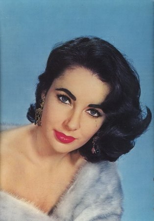 Taylor, Elizabeth _Bildgröße ändern.jpg