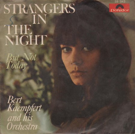 BERT KAEMPFERT - Strangers in the night -CV-.jpg
