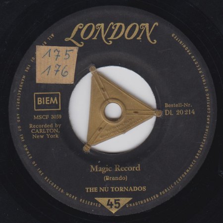THE NU TORNADOS - Magic Record -B-.jpg