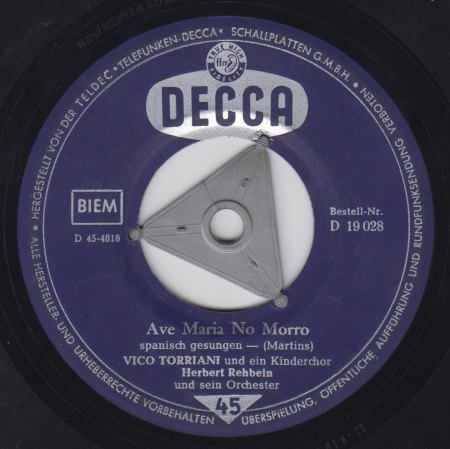 VICO TORRIANI m- Ave Maria No Morro -A-.jpg