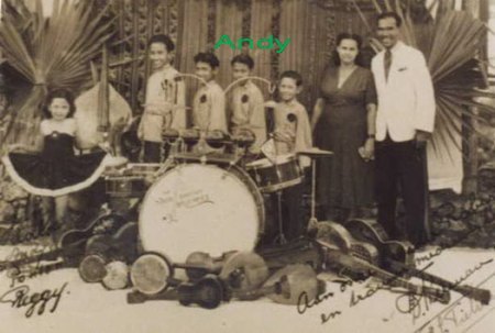 Tielman Family 1947--.jpg