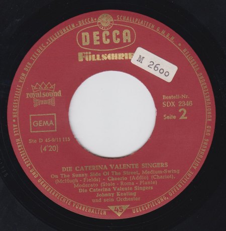 CATERINA VALENBTE SINGERS-EP -B-.jpg