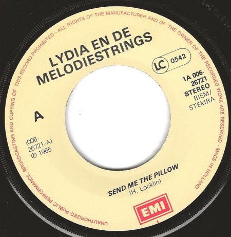 Tuinenbourg,Lydia10Send me the pillow.jpg