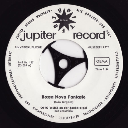 BOSSA NOVA FANTASIE - LABEL.PNG