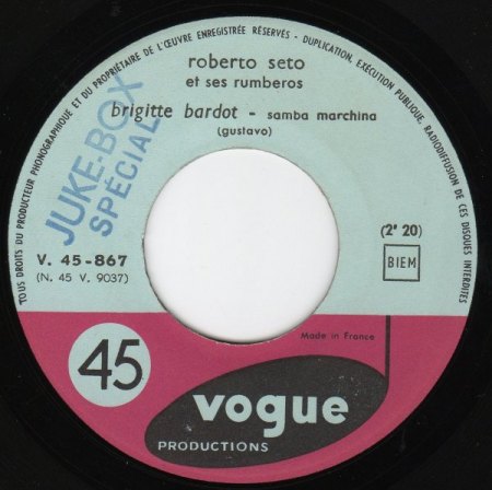 Seto,Roberto05Vogue V 45-867 Brigitte Bardot.jpg
