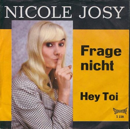 Josy,Nicole03Frage nicht.jpg
