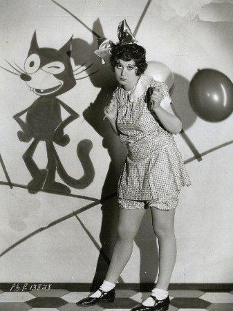 Frau Schroeder (1928).jpg