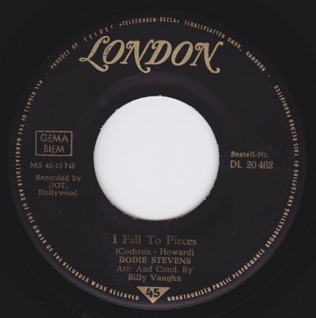 London DL 20 462 A Dodie Stevens.jpg