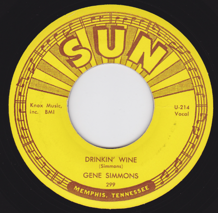 GENE SIMMONS - SUN 299 A.png