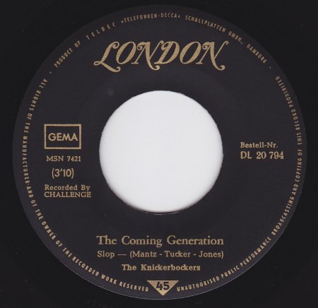 London DL 20 794 D Knickerbockers.jpg