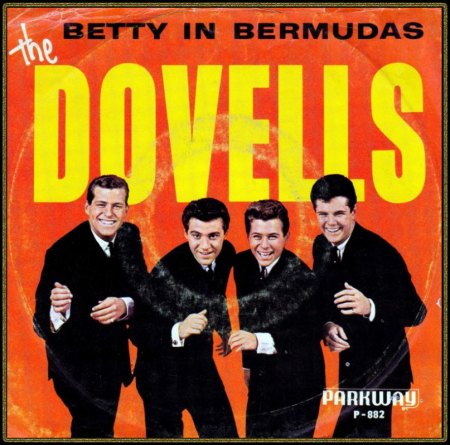 DOVELLS - BETTY IN BERMUDAS_IC#003.jpg