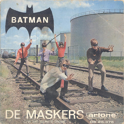 Maskers (de) - Batman theme (3).jpg