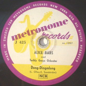 Babs,Alice11Dong Dingedang Metronome 1097.jpg