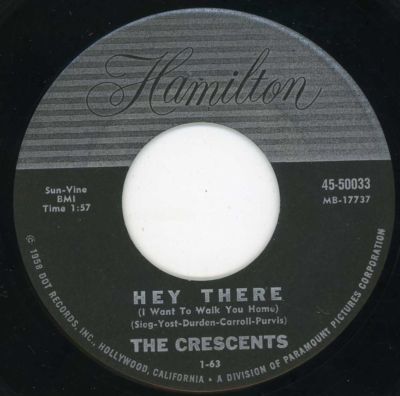 Crescents05Hamilton 45-50033 aus Januar 1963 Hey There.jpg