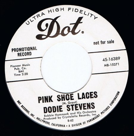 Stevens, Dodie - Pink shoe laces.jpg