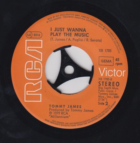 TOMMY JAMES - I just wanna play music -B-.jpg