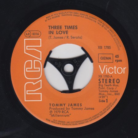 TOMMY JAMES - Three times in love -A-.jpg