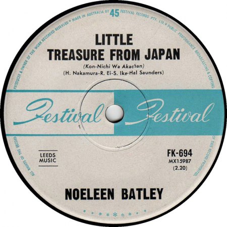 noeleen-batley-little-treasure-from-japan-konnichi-wa-akachan-festival.jpg