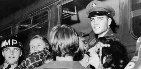 Elvis-Presley-is-drafted-into-the-US-Army-in-1958.jpg