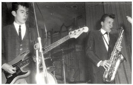 JOHNNY &amp; THE HURRICANES - STAR-CLUB 1962 FOTO.jpg